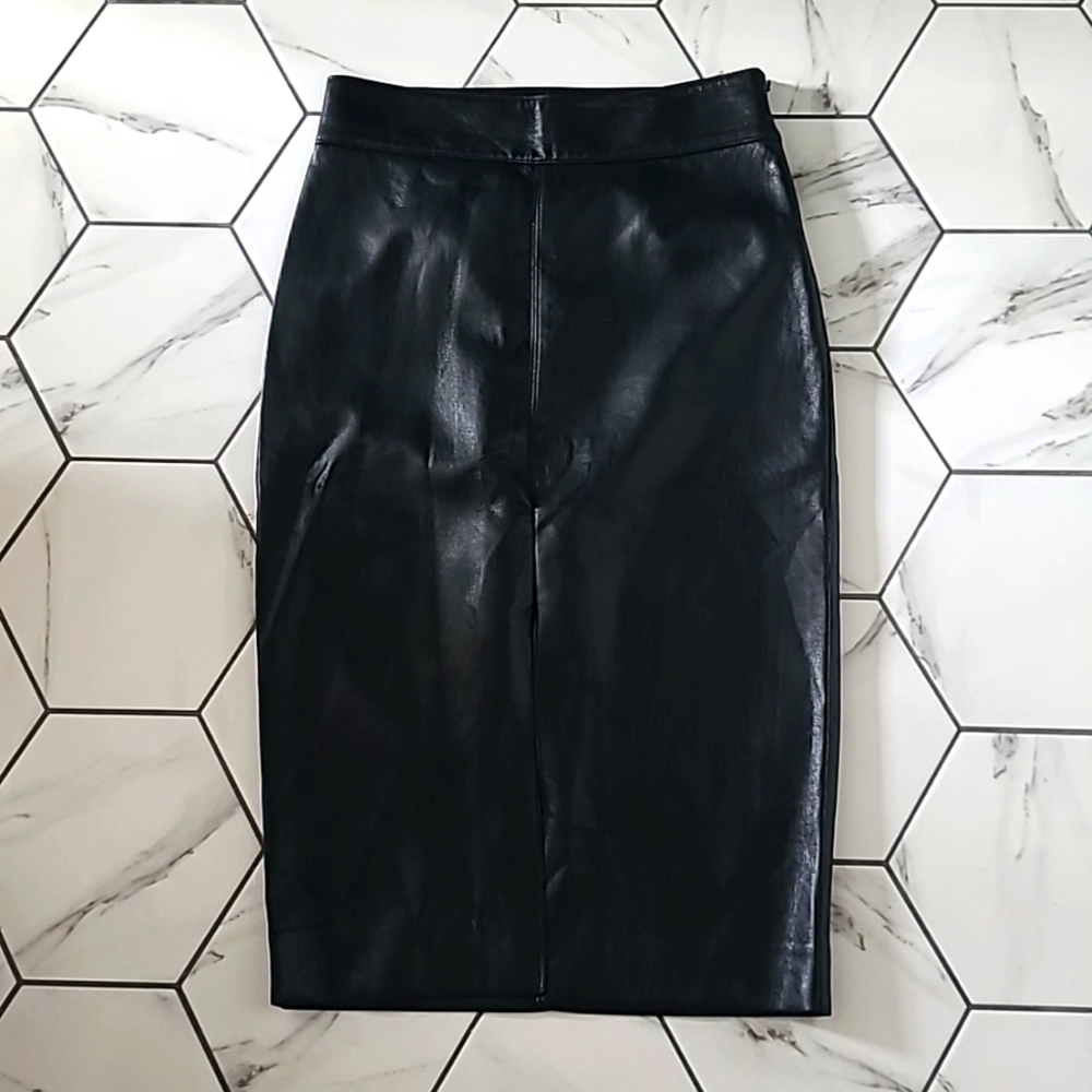 Aritzia midi pegu skirt